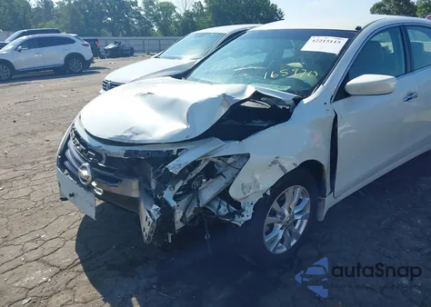 2015 Nissan Altima 2.5 S z USA, uszkodzony, nr VIN 1N4AL3AP5FC165970